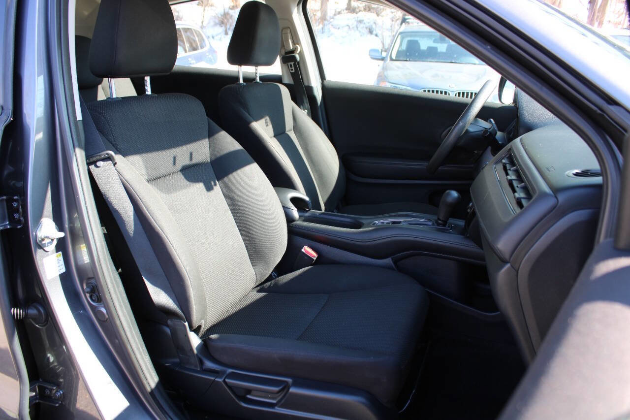 Used 2016 Honda HR-V LX image 30