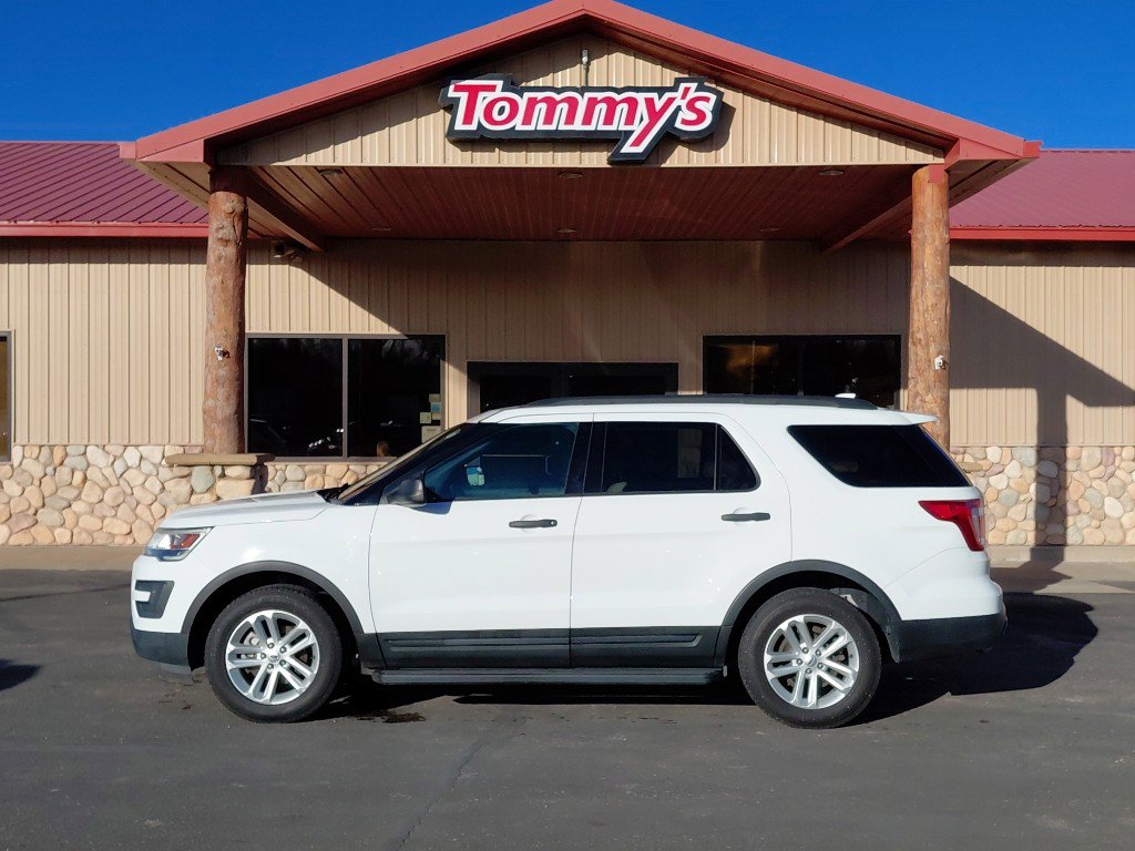 Used 2017 Ford Explorer 4WD image 1
