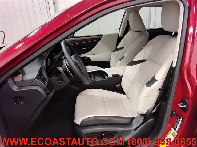 Used 2025 Lexus ES 350 w/ Premium Package image 10