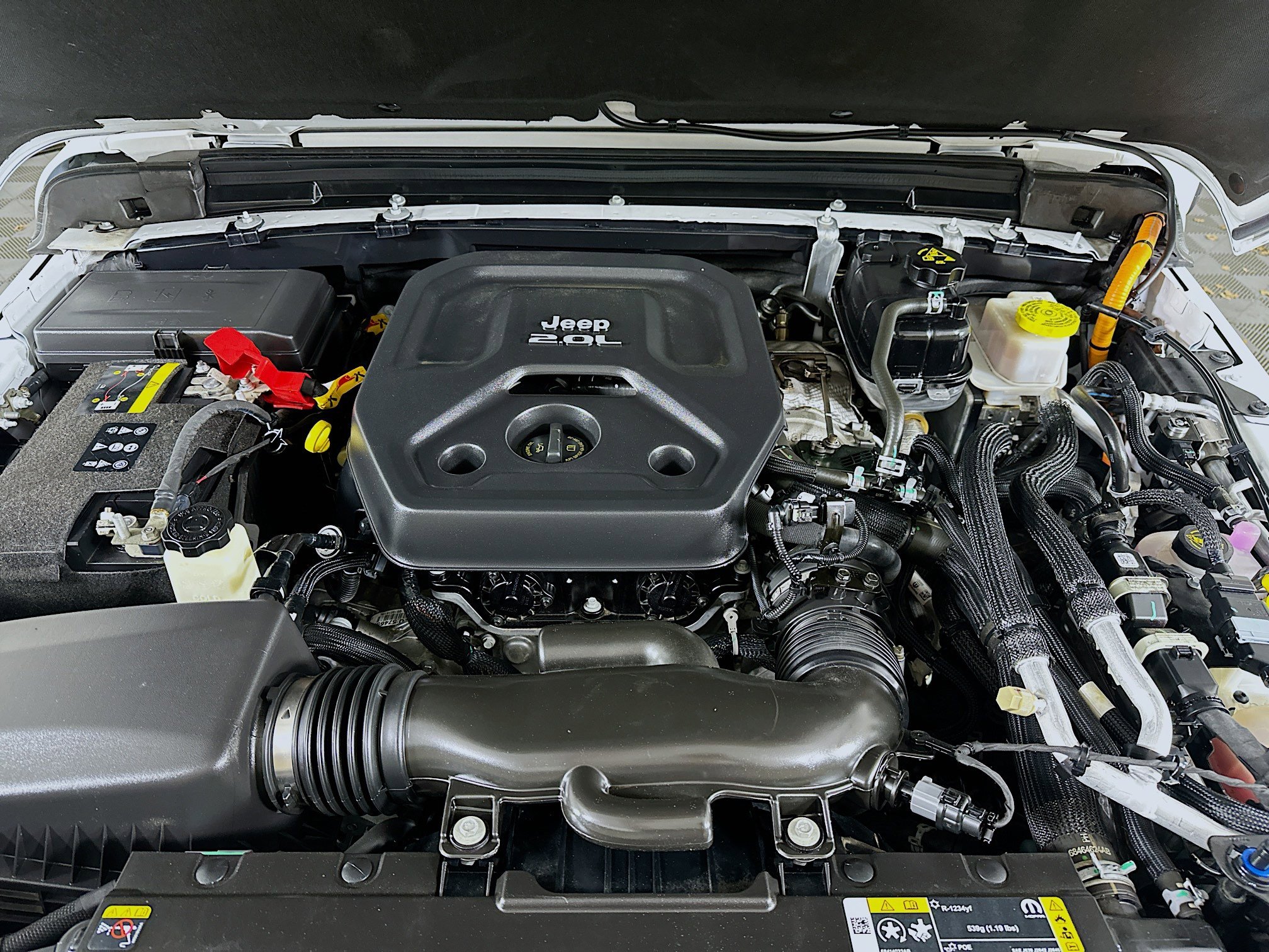 Used 2023 Jeep Wrangler Sahara image 32