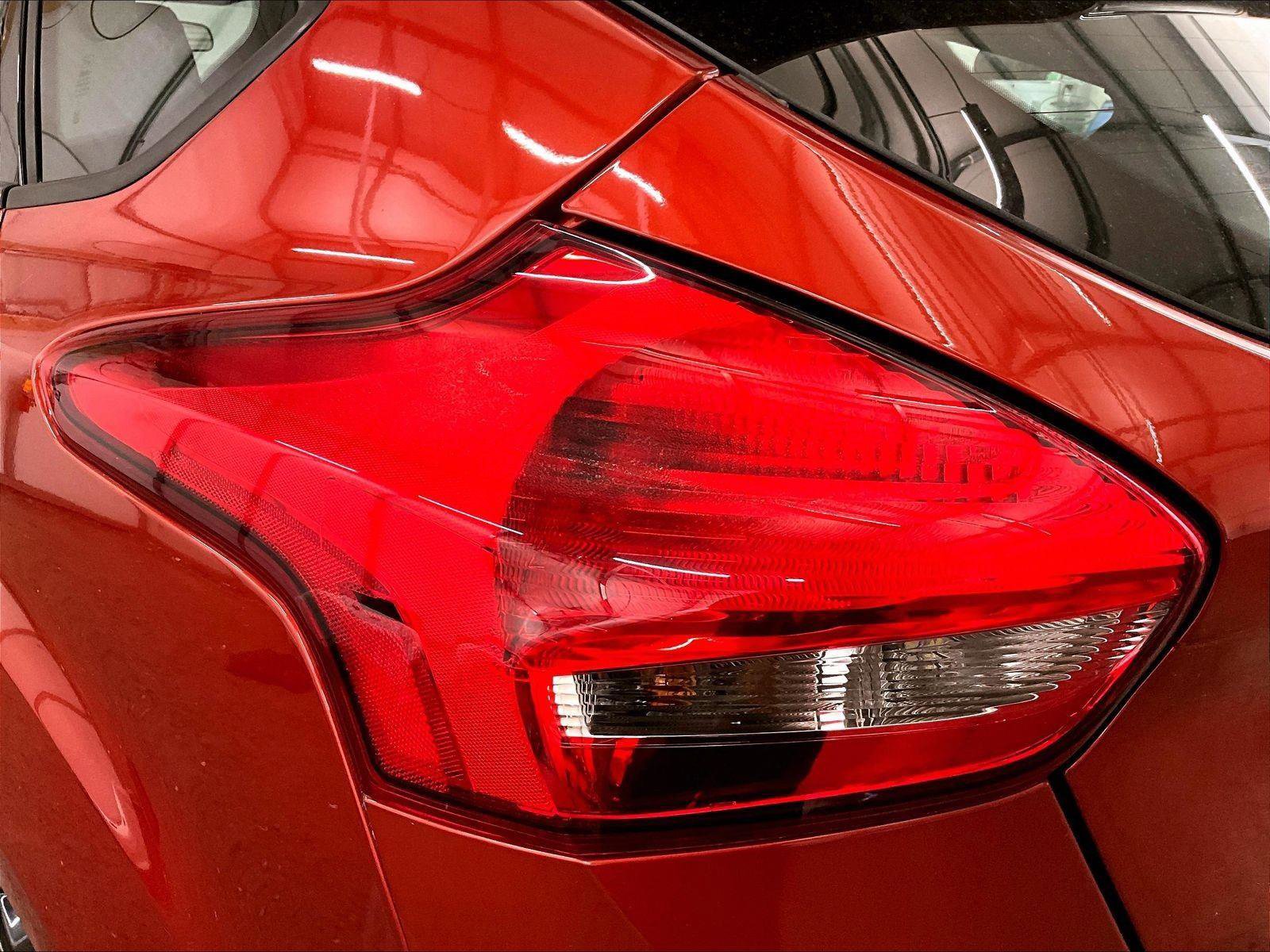 Used 2018 Ford Focus ST FWD image 28