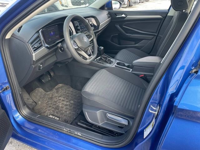 Used 2022 Volkswagen Jetta S image 16
