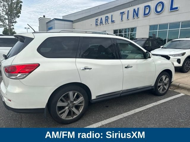 Used 2014 Nissan Pathfinder Platinum w/ Cargo Package FWD image 4