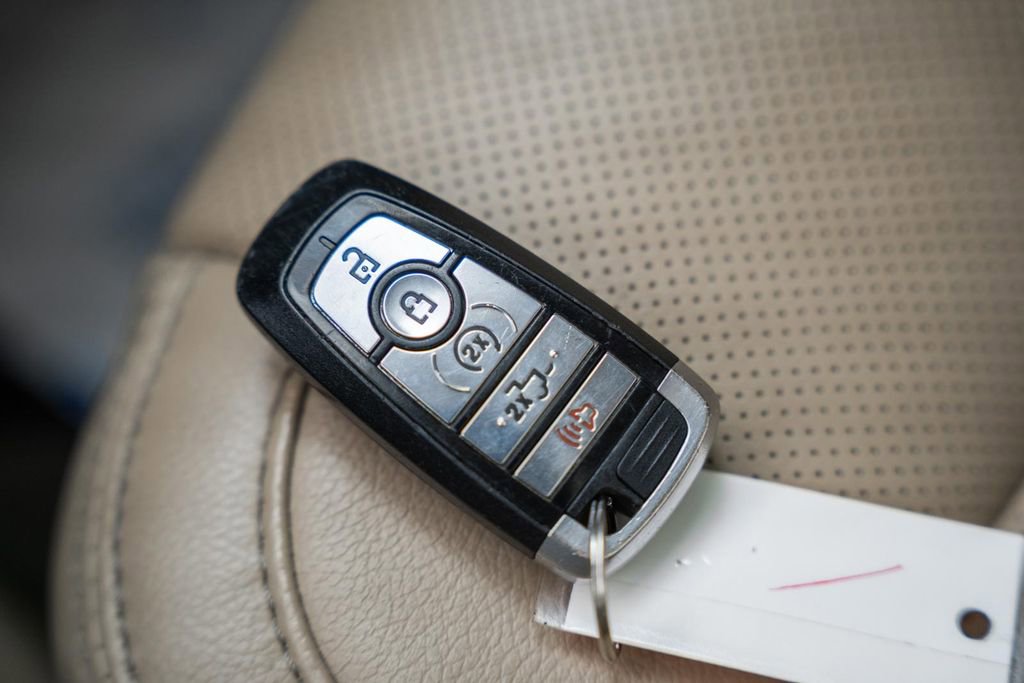 Used 2018 Ford F150 Lariat w/ Equipment Group 502A Luxury image 54