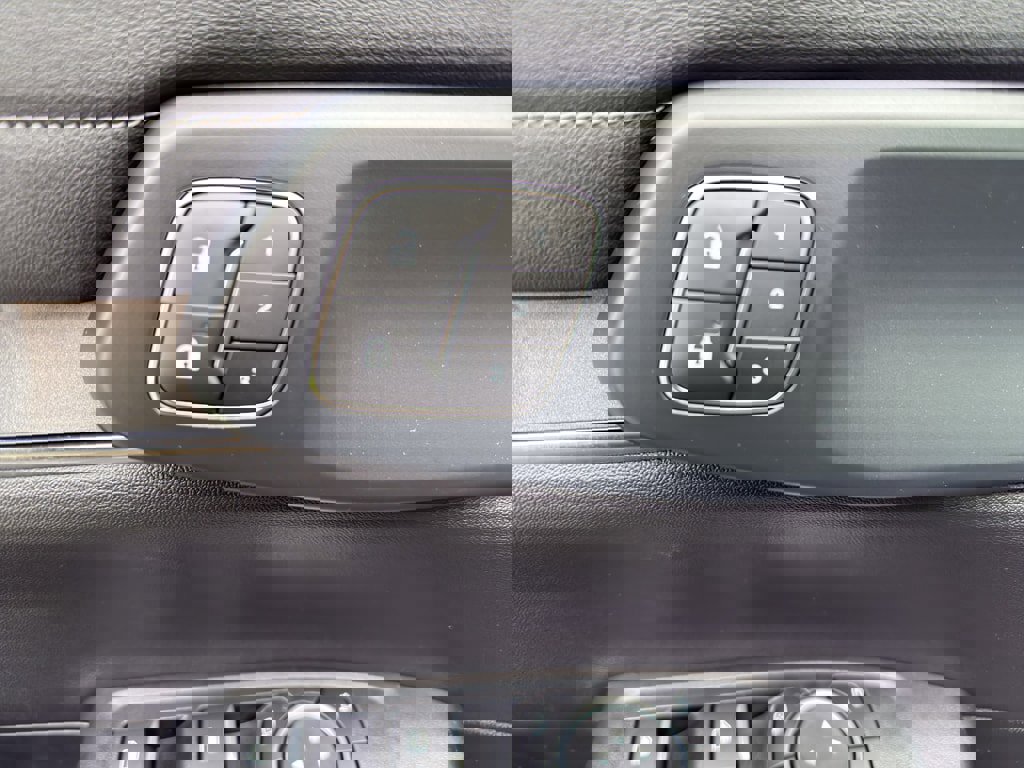 New 2025 Ford Ranger Lariat w/ FX4 Off-Road Package image 14