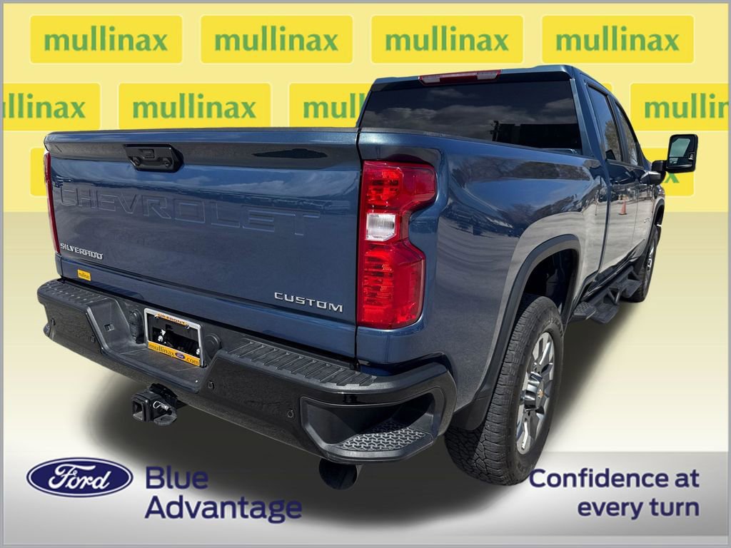 Used 2025 Chevrolet Silverado 2500 Custom w/ Custom Value Package image 4
