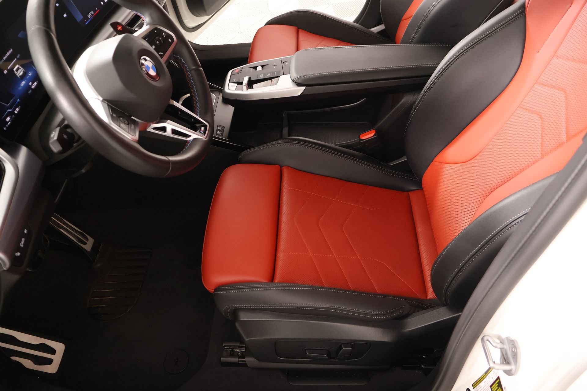 Used 2025 BMW X2 M35i AWD/4WD image 11