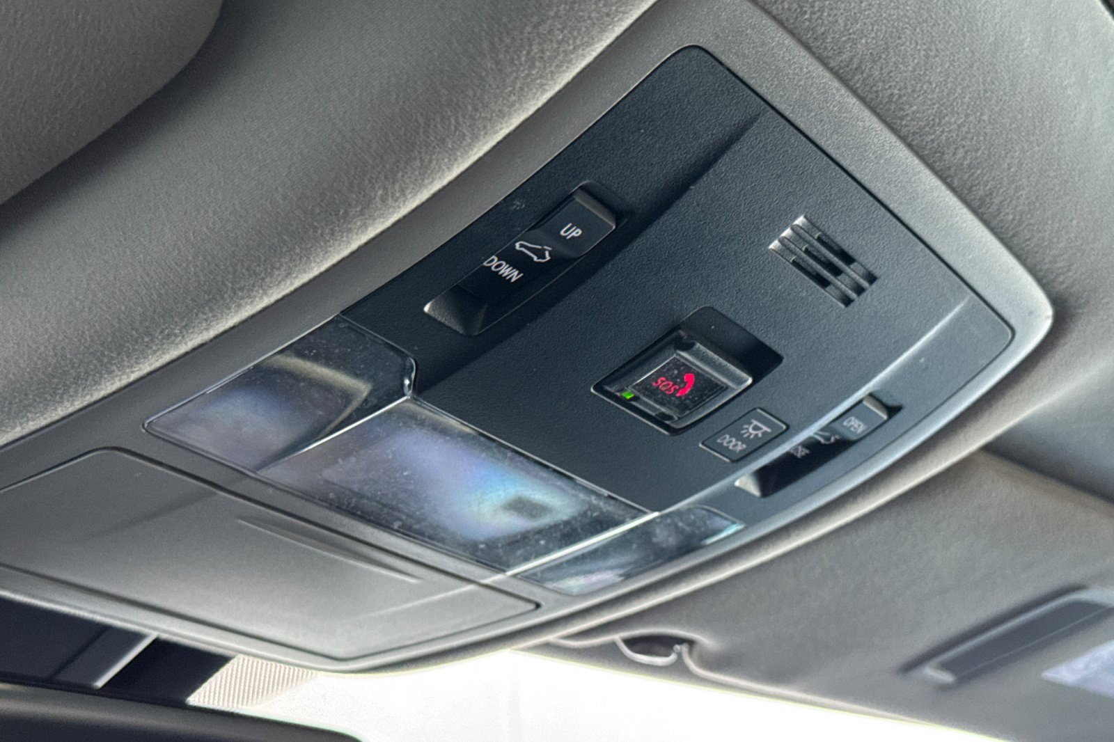 Certified 2021 Lexus RX 450h AWD w/ Premium Package image 23