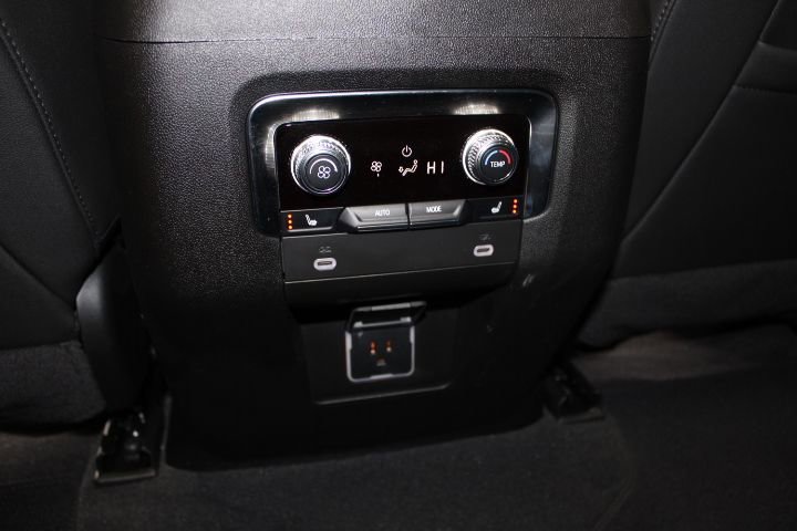 Certified 2024 GMC Yukon AT4 w/ Technology Package image 25