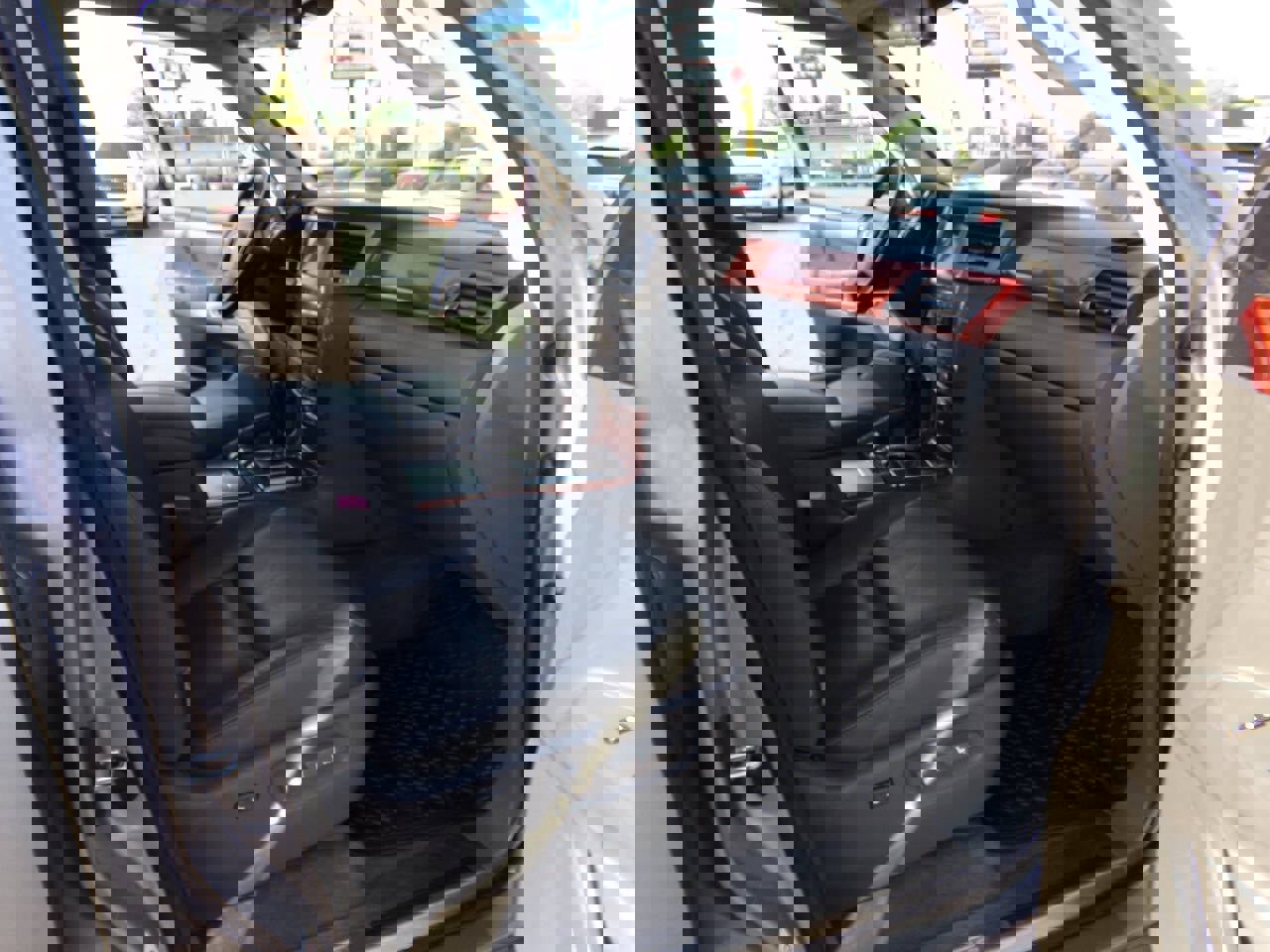 Used 2008 Lexus LX 570 4WD image 36