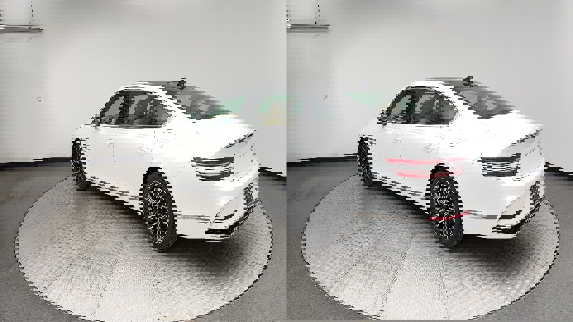 Certified 2025 Genesis G80 2.5T Advanced image 4