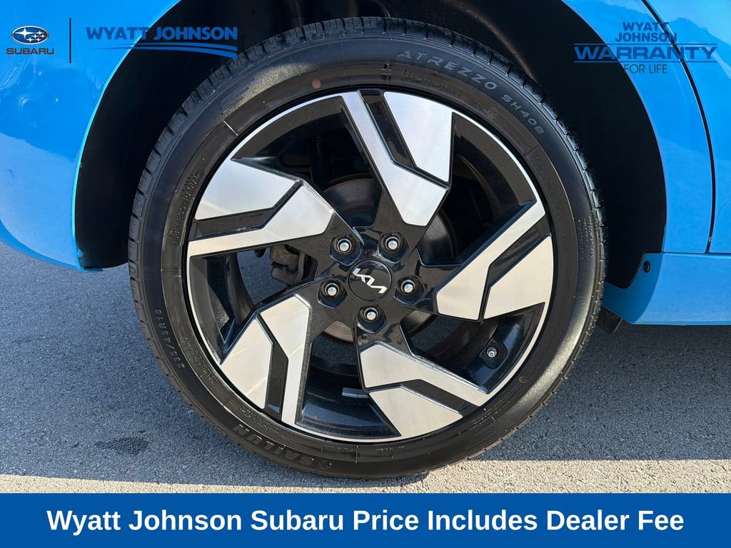 Used 2023 Kia Soul GT-Line FWD image 9