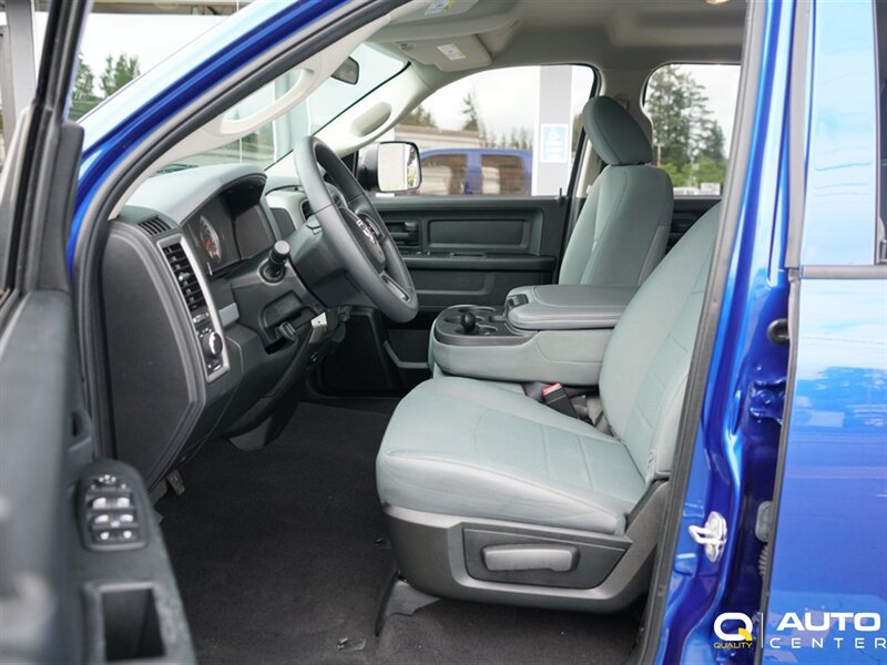 Used 2018 RAM 1500 ST w/ SXT Appearance Group AWD/4WD image 14