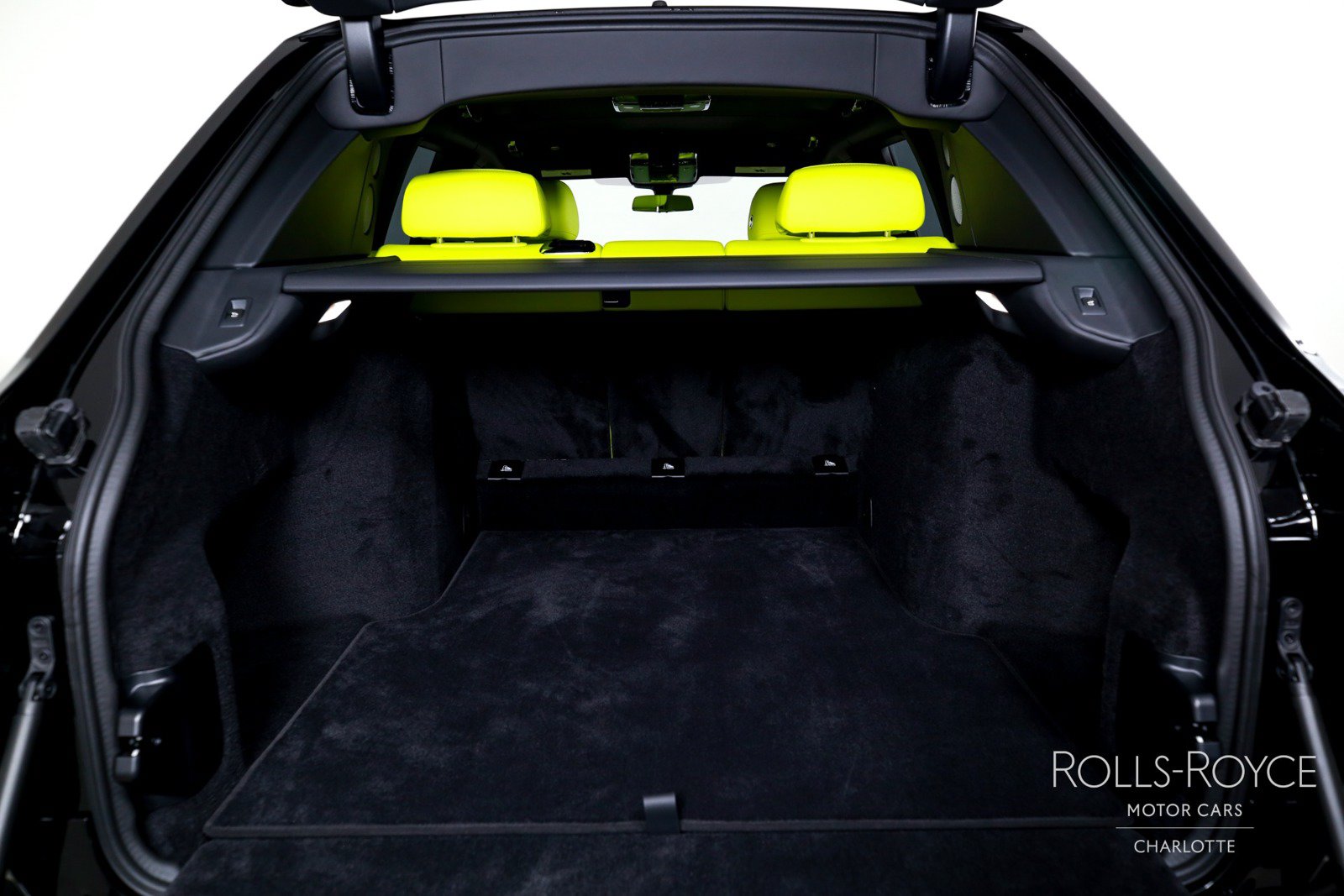 New 2027 Rolls-Royce Cullinan Black Badge AWD/4WD image 25