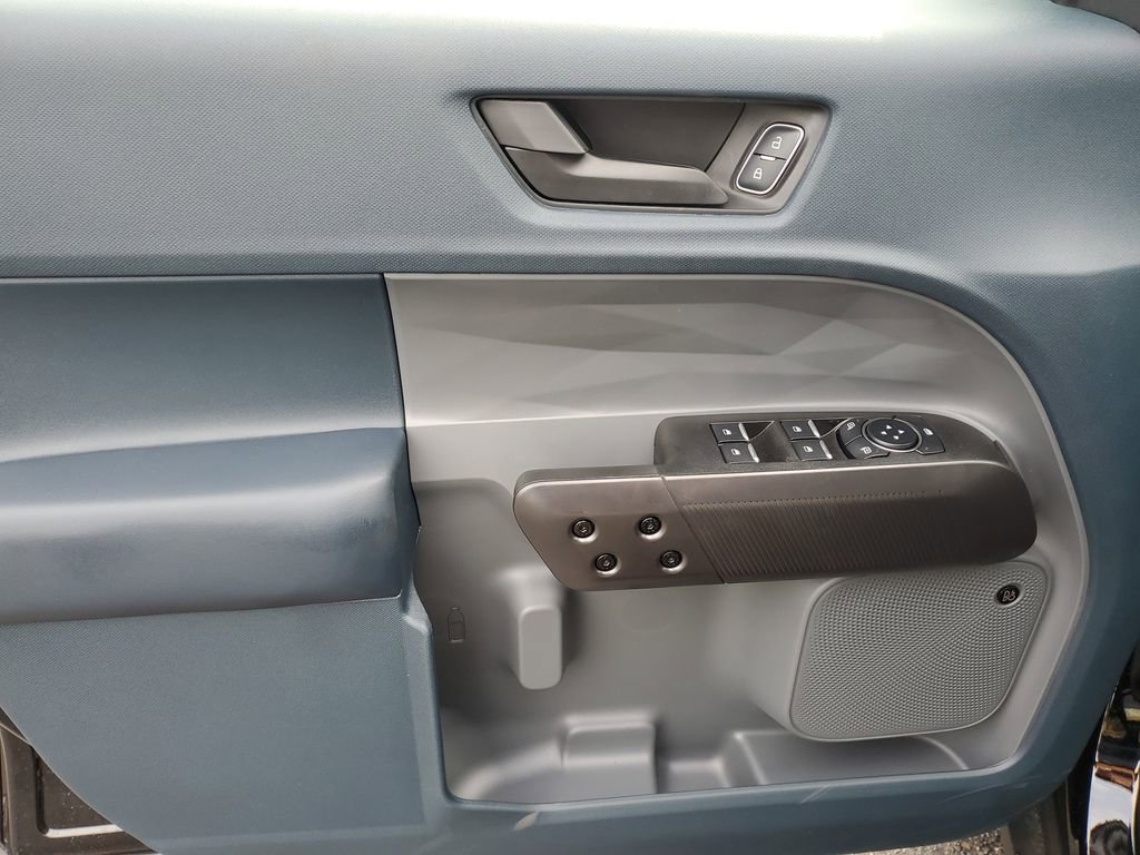 New 2025 Ford Maverick Lariat w/ Black Appearance Package image 22