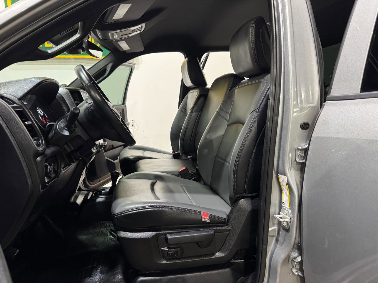 Used 2023 RAM 2500 Tradesman w/ Safety Group AWD/4WD image 13