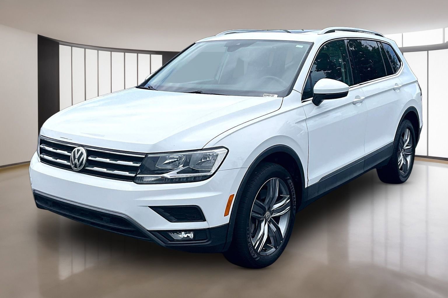 Used 2020 Volkswagen Tiguan SEL FWD image 3