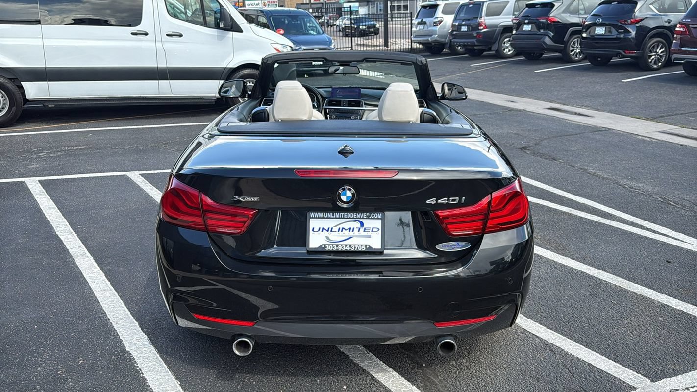 Used 2018 BMW 440i xDrive Convertible AWD/4WD image 12