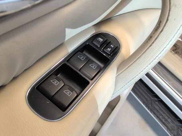 Used 2012 INFINITI QX56 4WD w/ Theater Pkg image 12