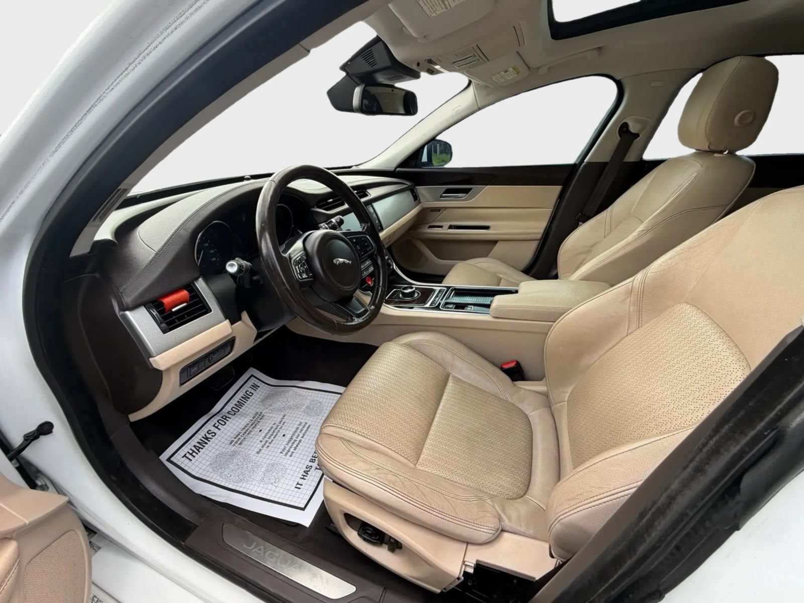 Used 2017 Jaguar XF Prestige RWD image 17