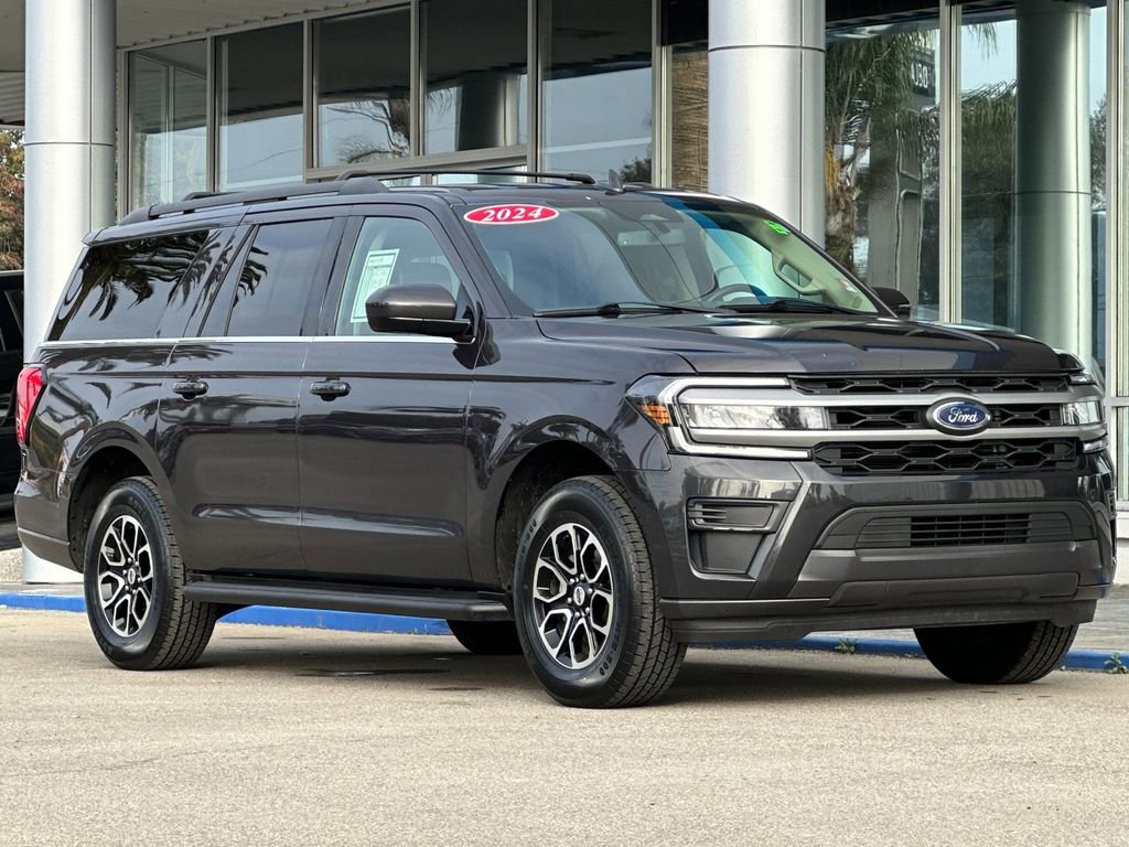Used 2024 Ford Expedition Max XLT image 7