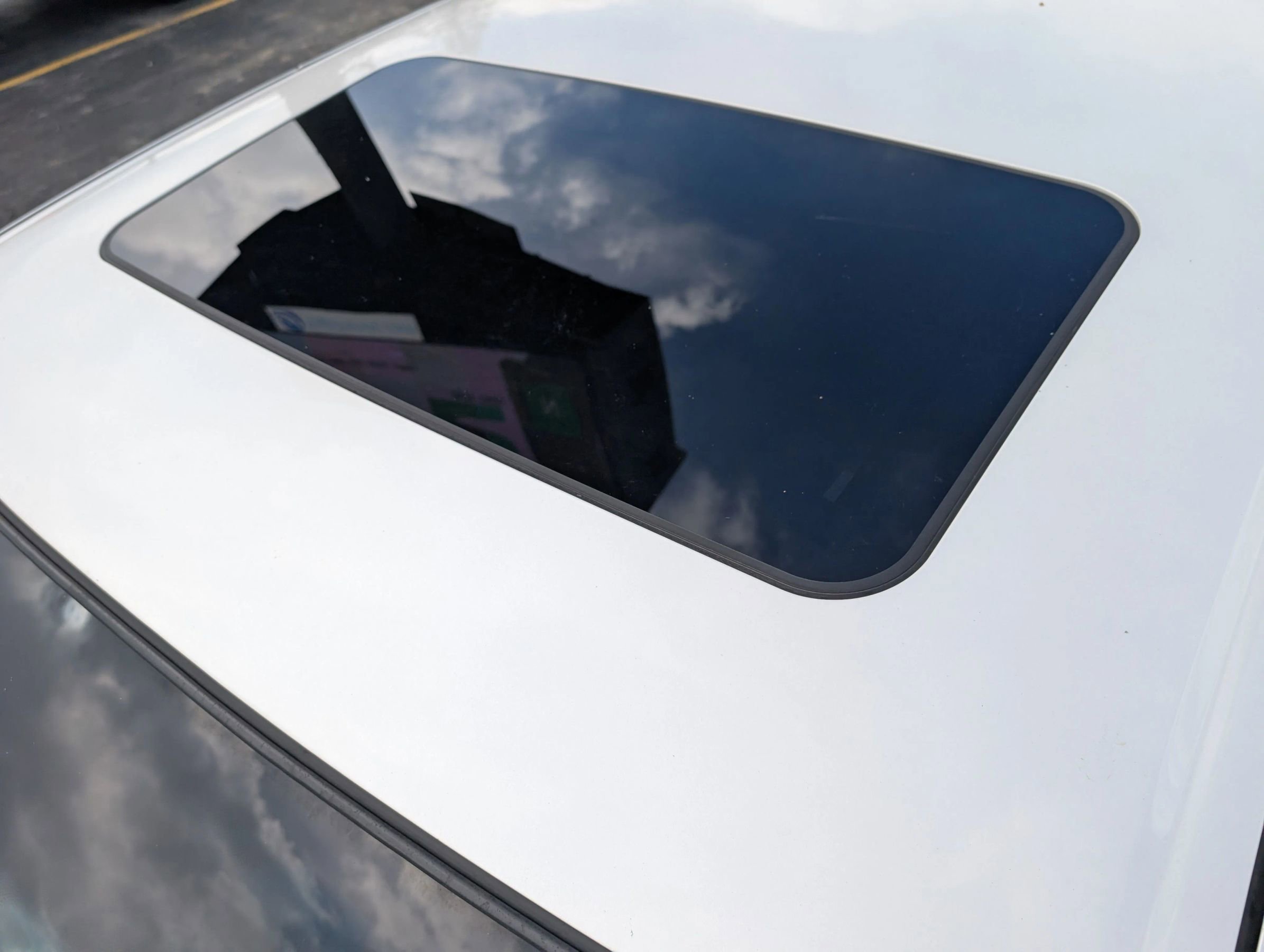 Used 2011 Cadillac DTS Premium image 10