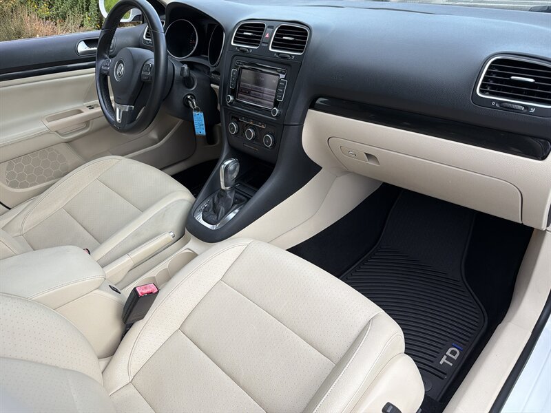 Used 2014 Volkswagen Jetta TDI FWD image 11
