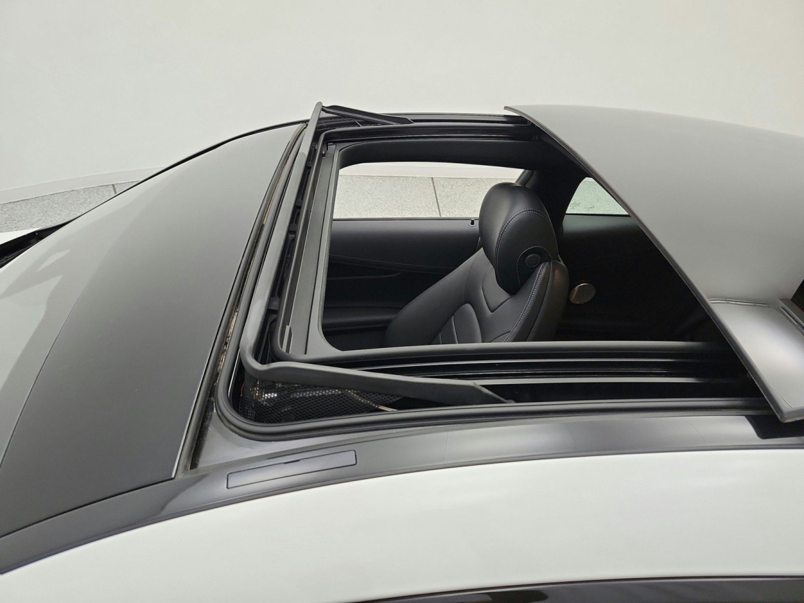 Used 2022 Mercedes-Benz C 300 Coupe image 16