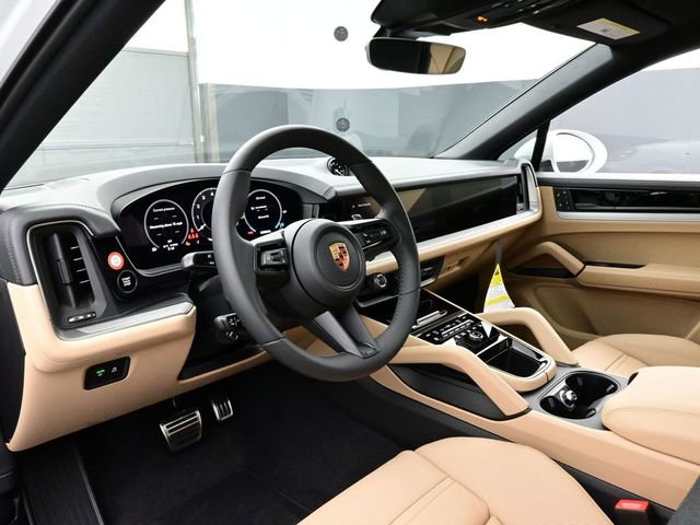 New 2026 Porsche Cayenne S image 4