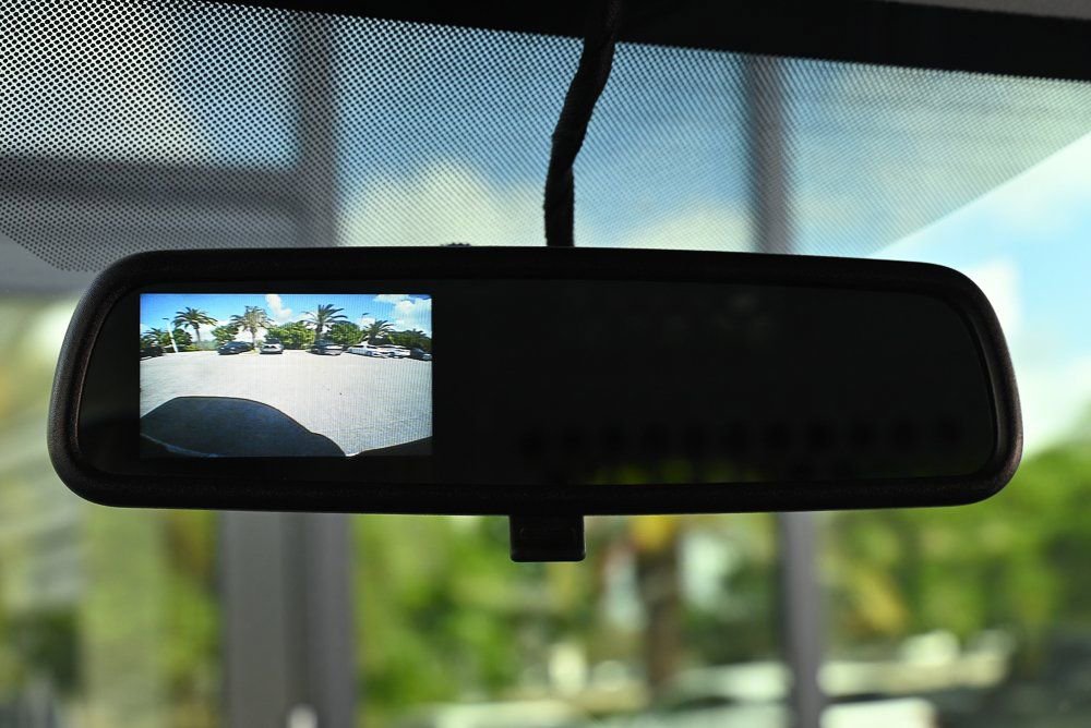 Used 2022 Chevrolet Express 3500 Extended w/ Driver Convenience Package image 26