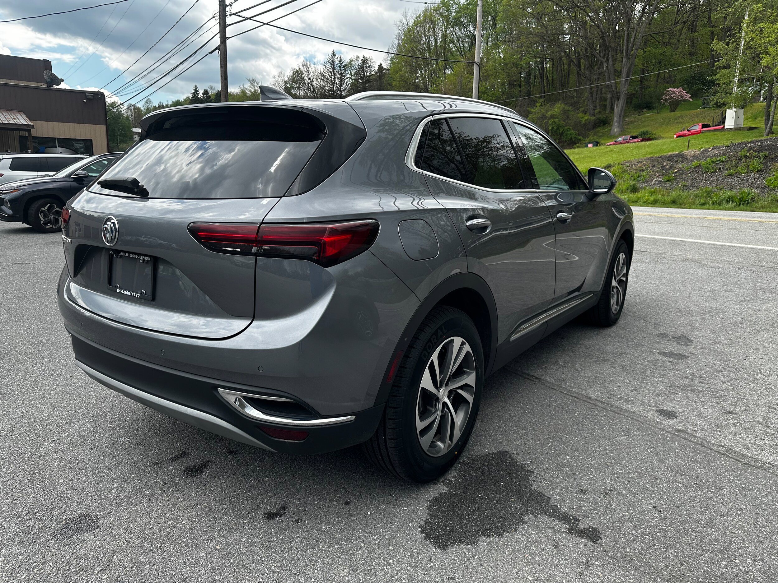 Used 2021 Buick Envision Essence AWD/4WD image 16