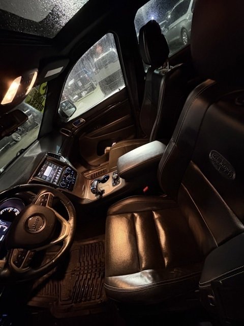 Used 2015 Jeep Grand Cherokee Overland image 12