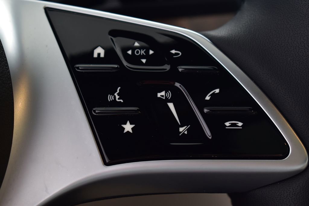 Used 2026 Mercedes-Benz C 300 4MATIC Sedan image 23