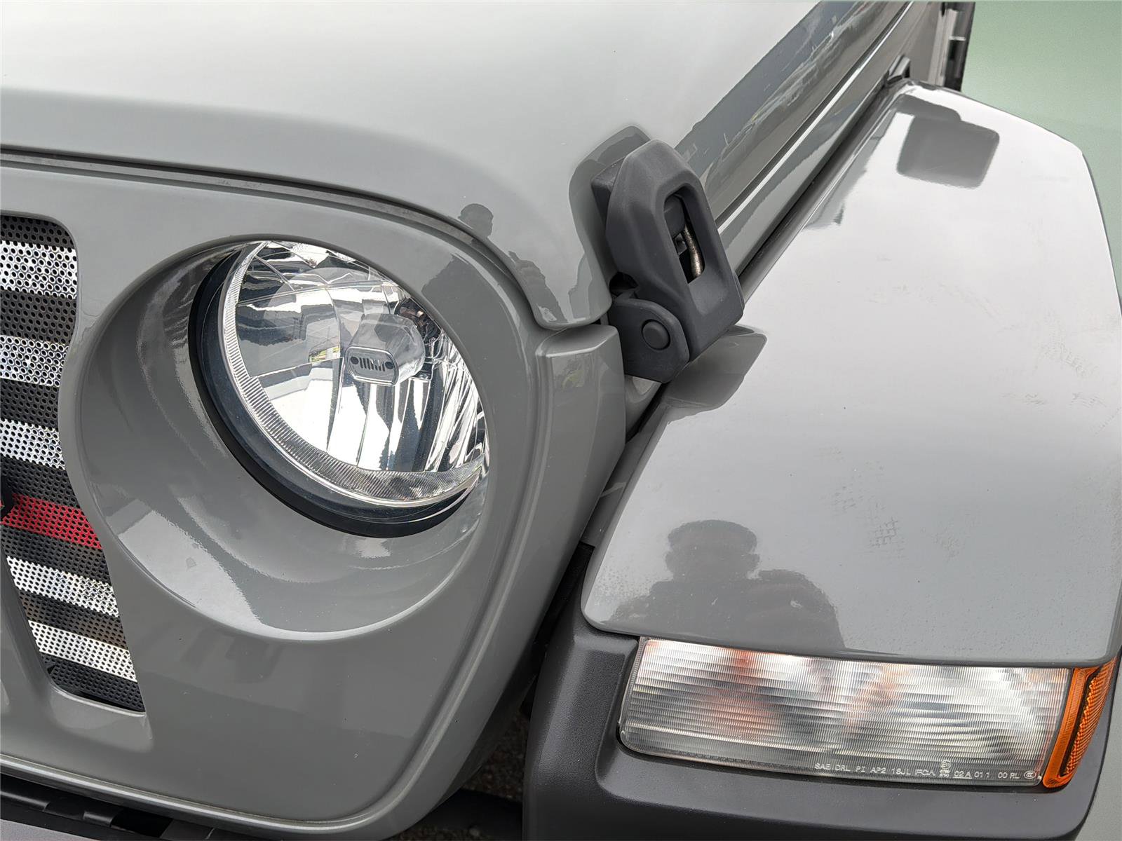 Used 2021 Jeep Gladiator Sport image 10