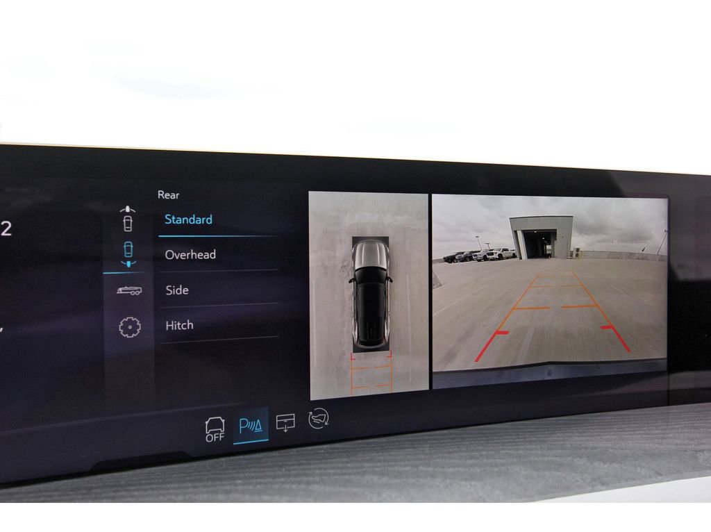 New 2025 Cadillac Escalade IQ Luxury 2 image 17