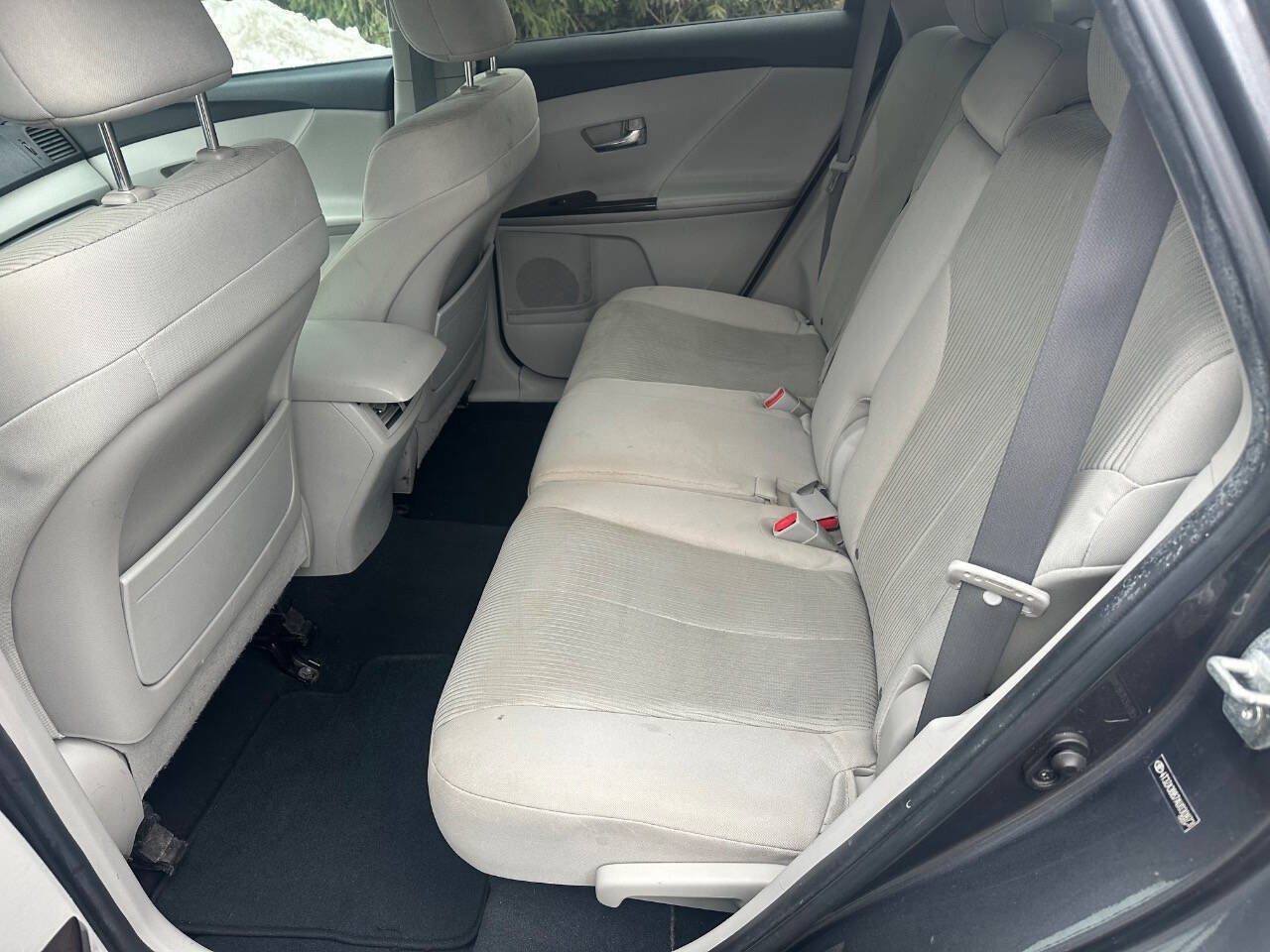 Used 2010 Toyota Venza FWD 4cyl 4dr Crossover image 9