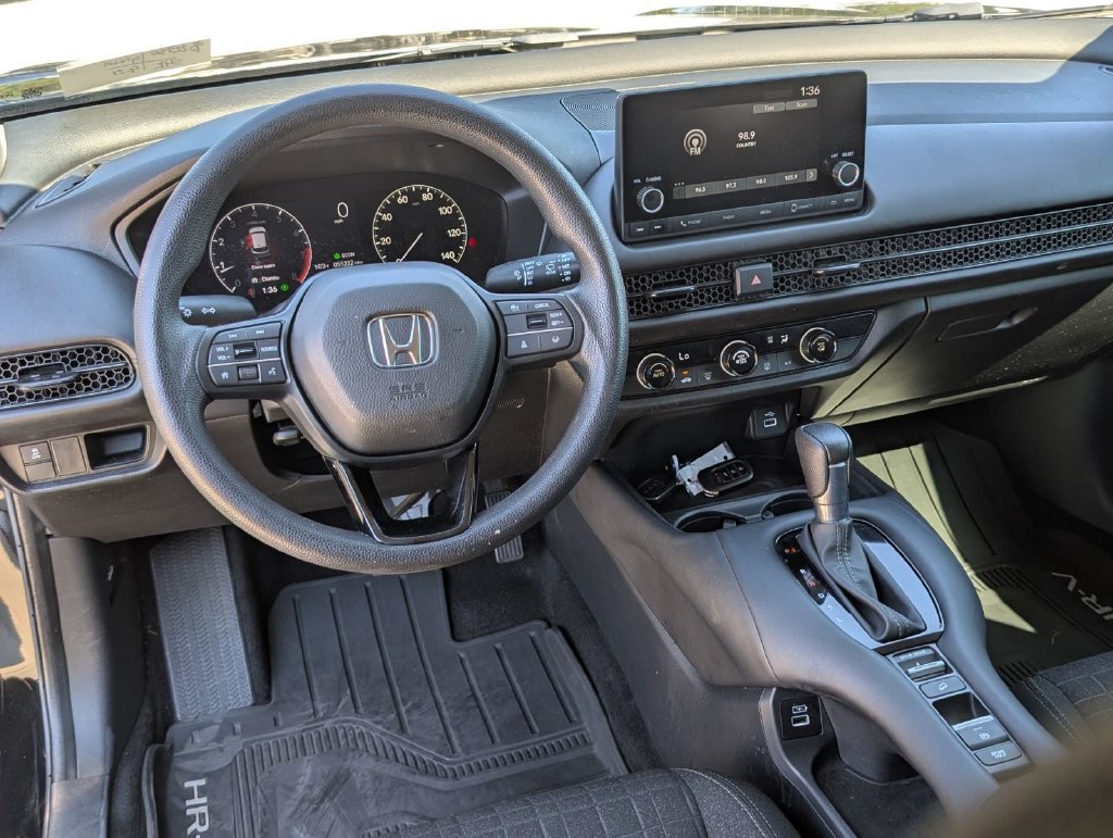 Used 2023 Honda HR-V LX image 37