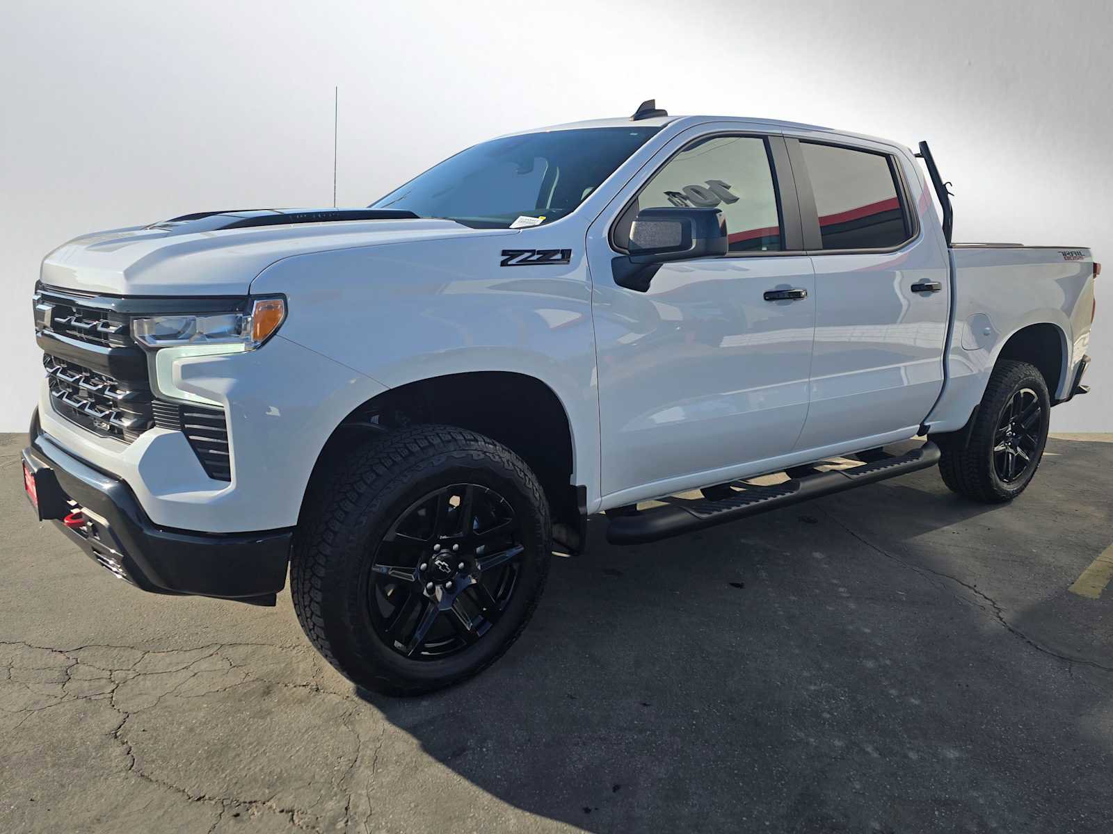 Used 2024 Chevrolet Silverado 1500 LT Trail Boss w/ Convenience Package II image 7