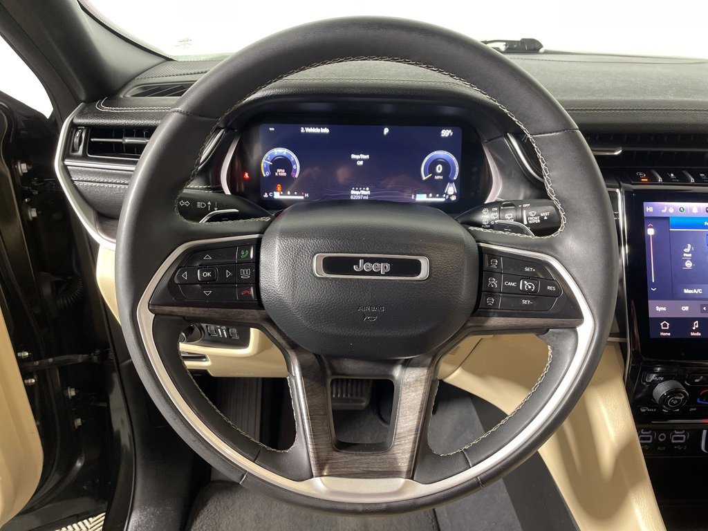 Used 2023 Jeep Grand Cherokee L Limited image 12