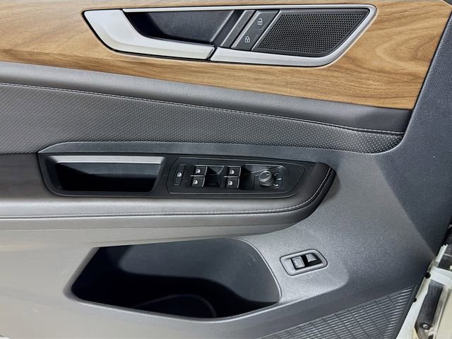 Used 2025 Volkswagen Atlas SE FWD image 16