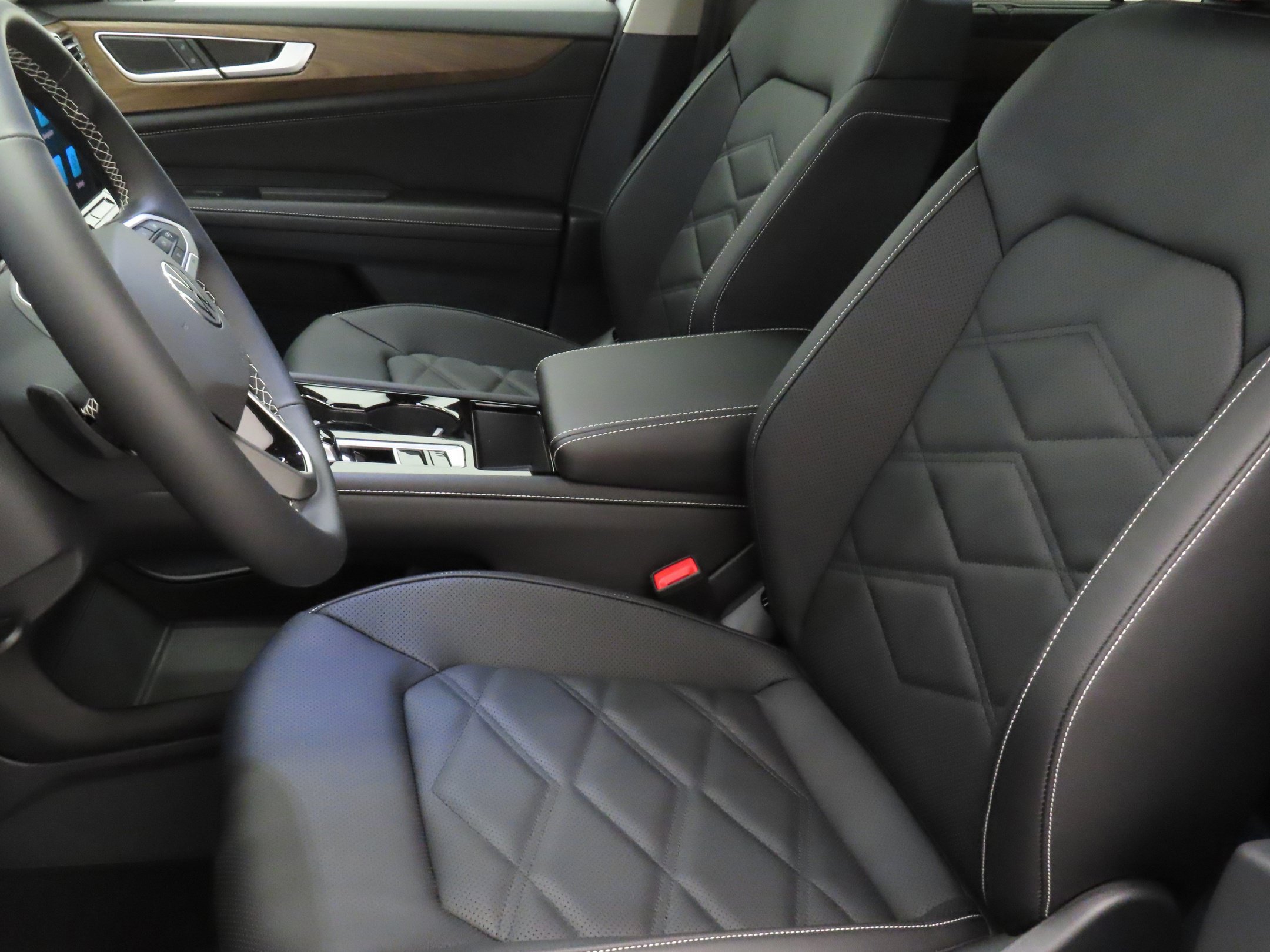 Certified 2026 Volkswagen Atlas SE FWD image 11