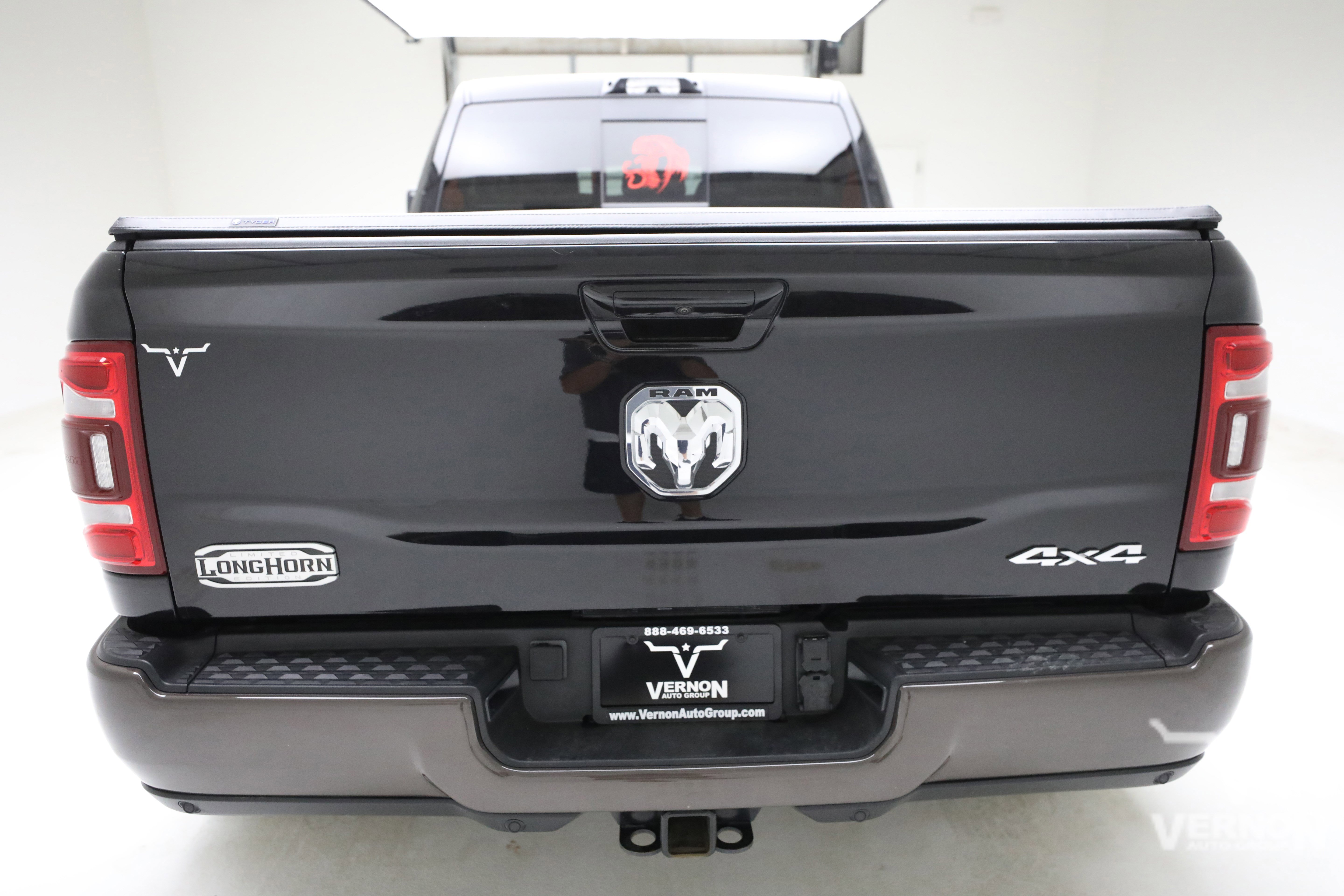 Used 2024 RAM 3500 Limited w/ Safety Group image 4