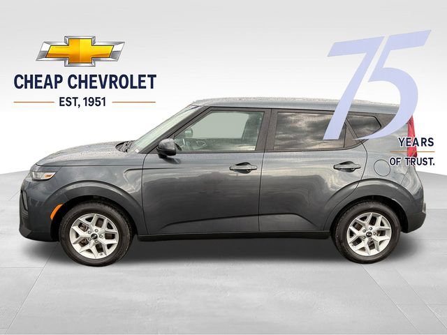 Used 2020 Kia Soul S FWD image 2