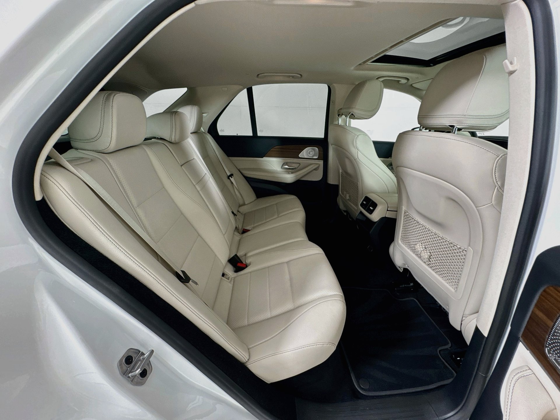 Certified 2026 Mercedes-Benz GLE 350 4MATIC image 30