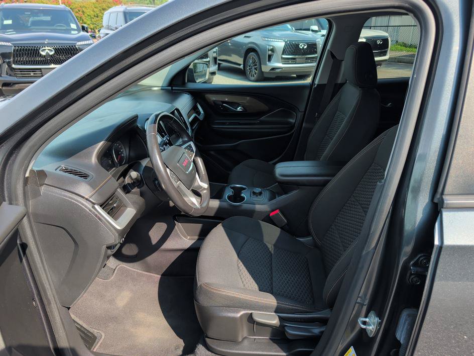 Used 2021 GMC Terrain SLE FWD image 8