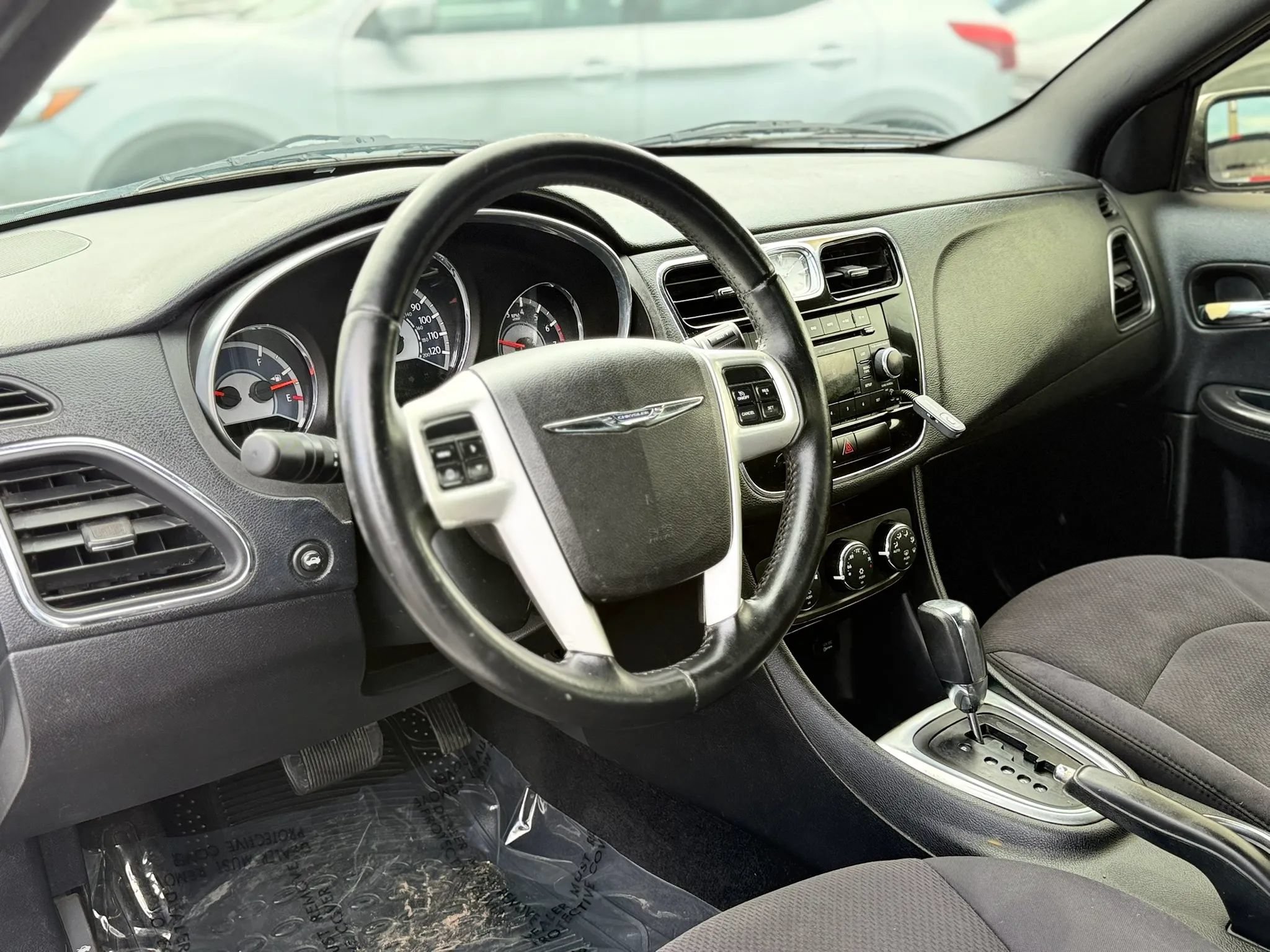 Used 2013 Chrysler 200 Touring FWD image 26