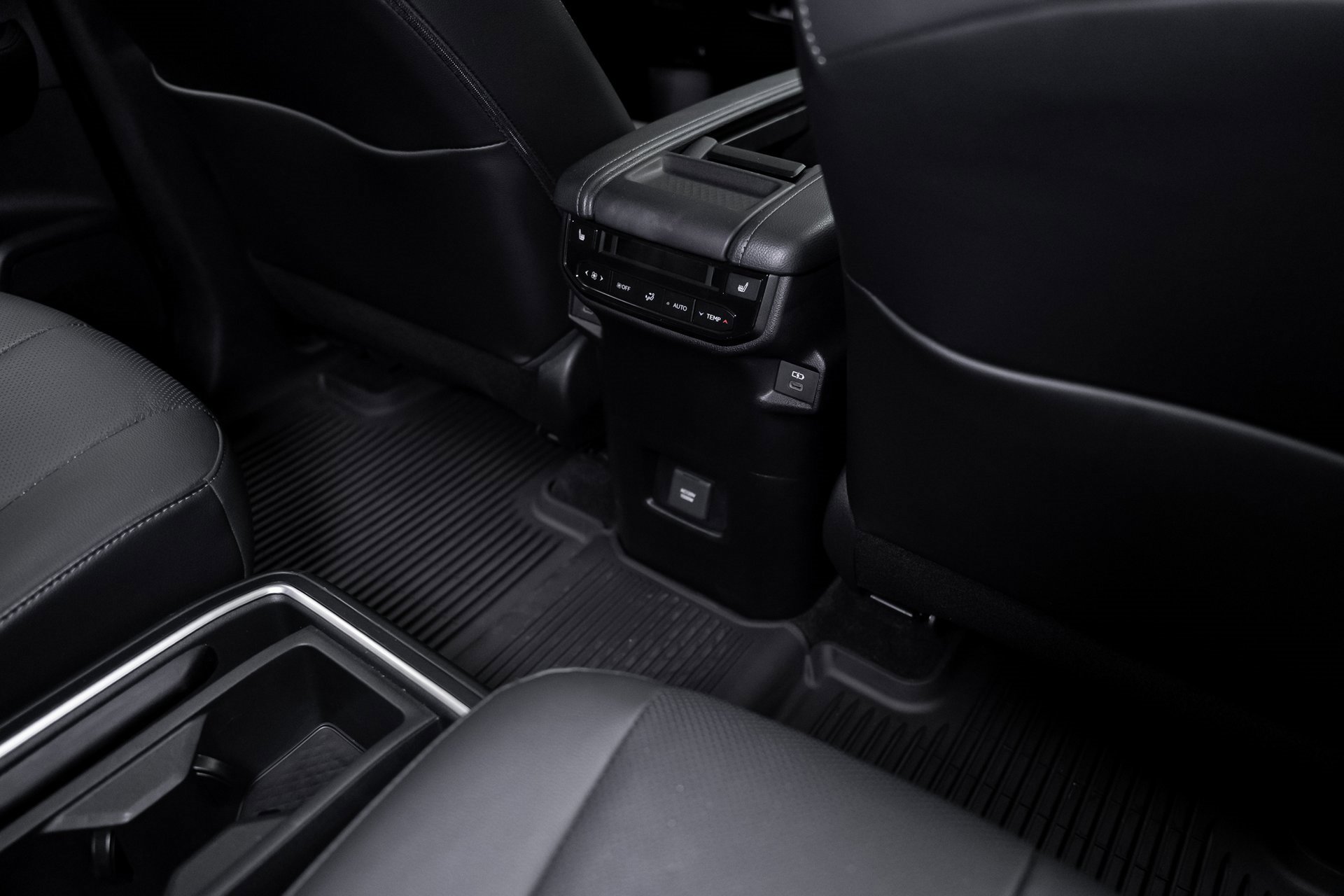 Used 2024 Toyota Grand Highlander XLE image 70