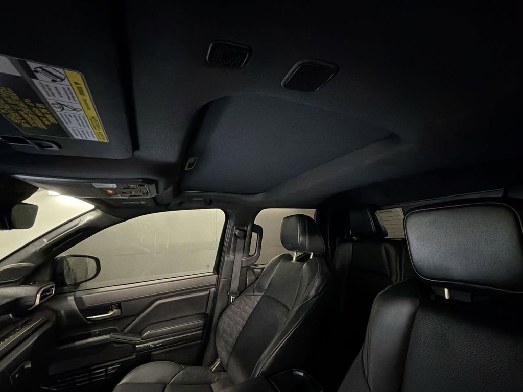 Used 2024 Toyota Tacoma TRD Off-Road w/ TRD Off Road Premium Package image 18