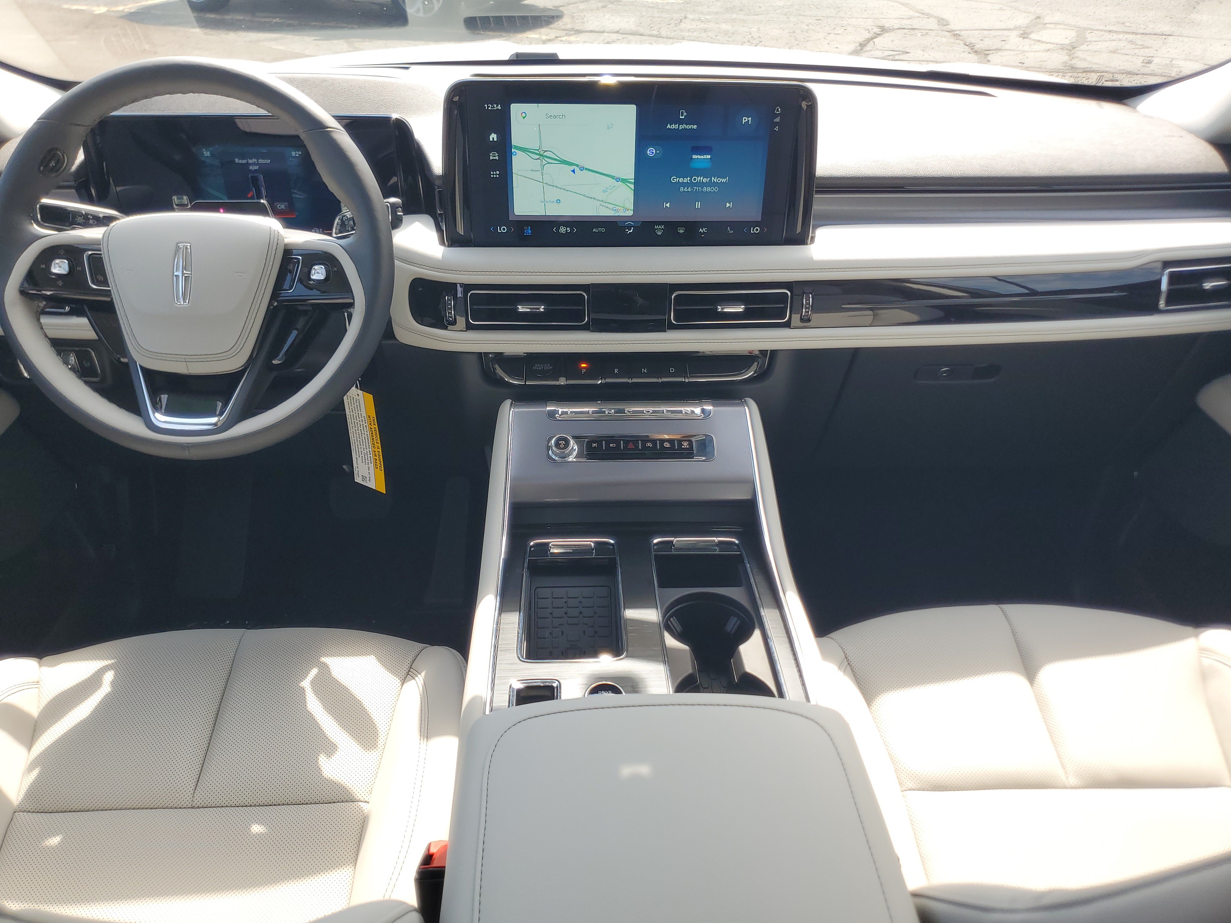 New 2027 Lincoln Aviator AWD image 24