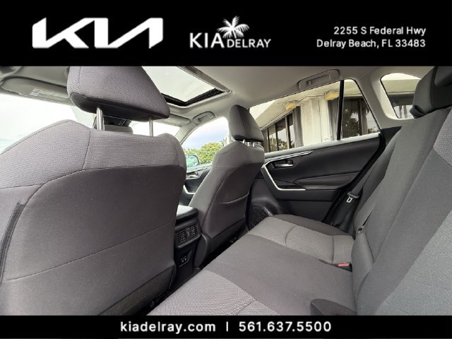 Used 2019 Toyota RAV4 XLE w/ Convenience Package AWD/4WD image 16